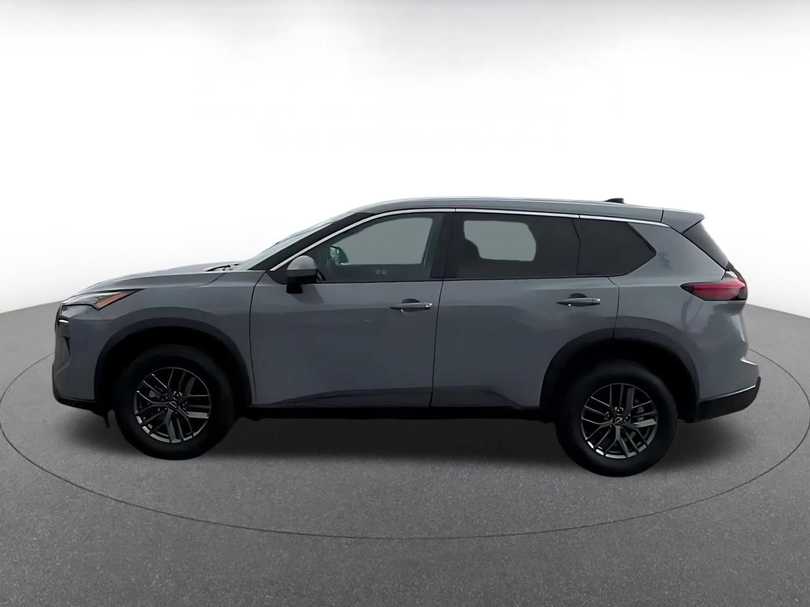 Used 2026 Nissan Rogue SV FWD image 8