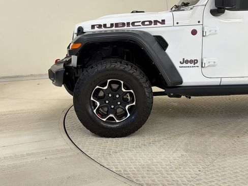 Used 2023 Jeep Wrangler Unlimited Rubicon AWD/4WD image 12