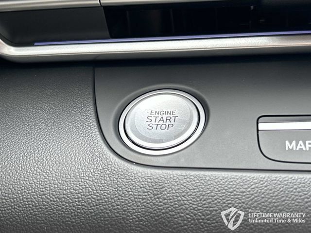 New 2026 Hyundai Elantra Limited FWD image 30