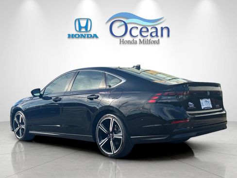 Used 2023 Honda Accord Sport image 5