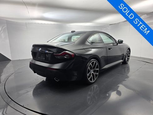 Certified 2023 BMW 230i Coupe w/ Premium Package RWD image 4