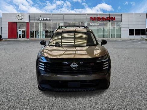Used 2025 Nissan Rogue SV AWD/4WD image 7