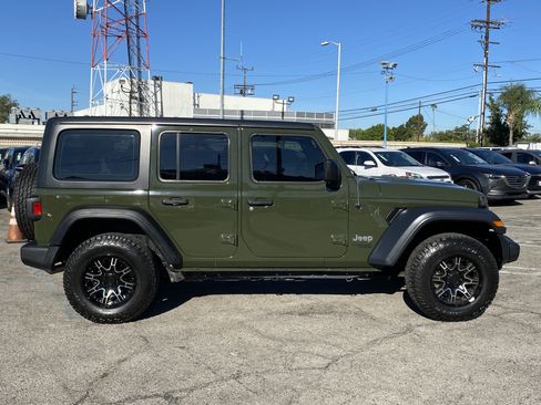 Used 2020 Jeep Wrangler Unlimited Sport AWD/4WD image 9