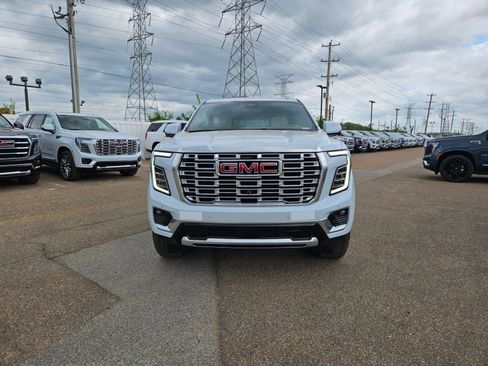 New 2026 GMC Yukon Denali image 9