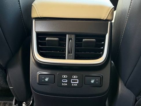 Used 2023 Subaru Outback Limited AWD/4WD image 15