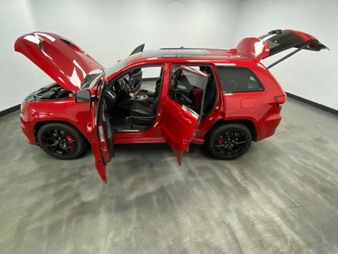 Used 2018 Jeep Grand Cherokee SRT w/ Trailer Tow Group IV image 52