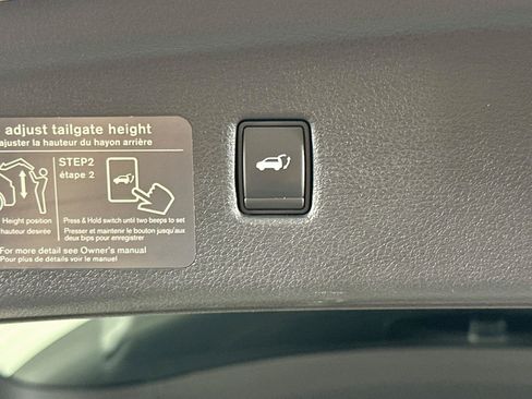 Used 2021 INFINITI QX50 Sensory w/ Cargo Package AWD/4WD image 31