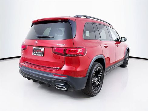 Used 2022 Mercedes-Benz GLB 250 4MATIC image 42