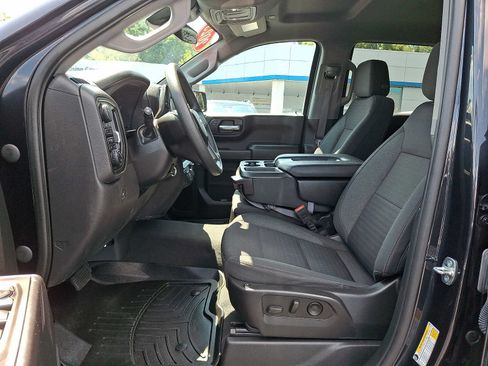 Used 2023 Chevrolet Silverado 1500 Custom AWD/4WD image 13