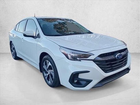 Used 2025 Subaru Legacy Premium image 3