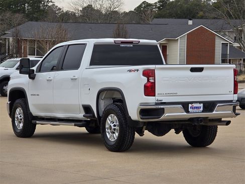 Used 2025 Chevrolet Silverado 2500 LT w/ Convenience Package image 6