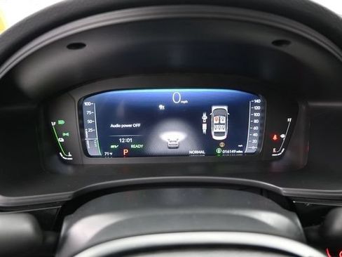 Used 2025 Honda Civic Sport Touring image 22