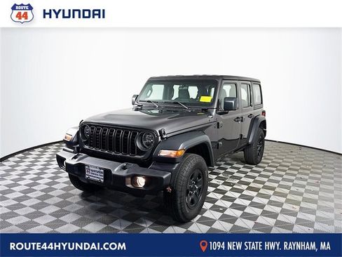 Used 2025 Jeep Wrangler Sport image 1