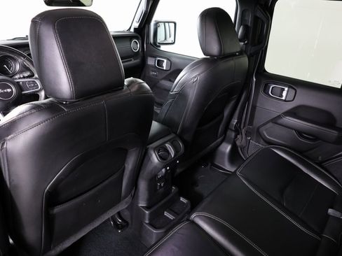 Used 2022 Jeep Wrangler Unlimited Sahara w/ Cold Weather Group image 32