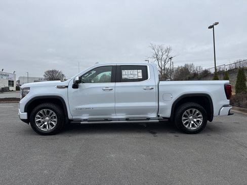 New 2026 GMC Sierra 1500 Denali w/ Technology Package AWD/4WD image 7