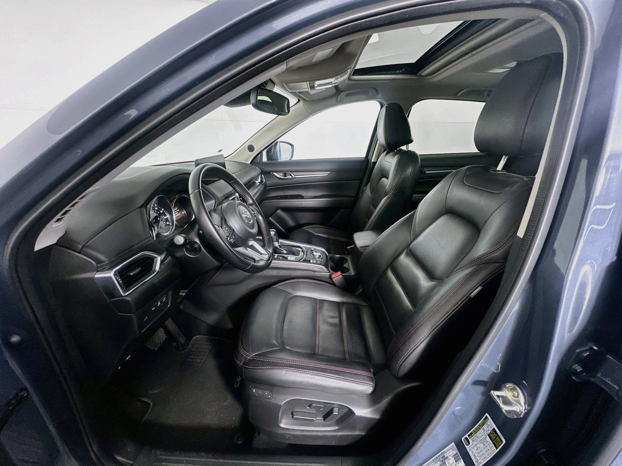 Used 2025 MAZDA CX-5 Carbon Edition AWD/4WD image 13