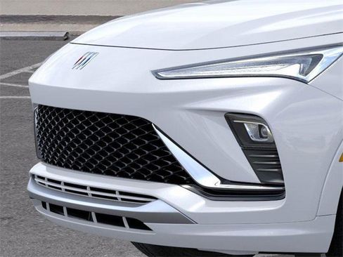 New 2025 Buick Envista Avenir image 13