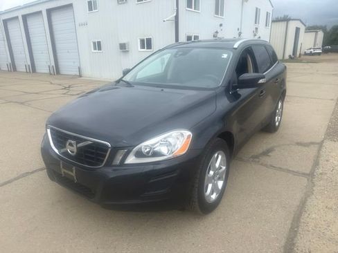 Used 2013 Volvo XC60 3.2 AWD/4WD image 6