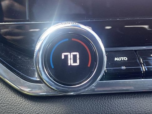 Used 2023 Chevrolet Colorado LT w/ LT Convenience Package image 36