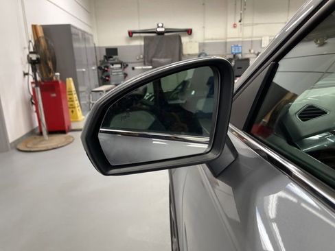 New 2026 Volkswagen Taos SEL image 8