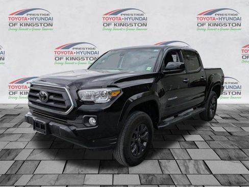 Certified 2023 Toyota Tacoma SR5 AWD/4WD image 8