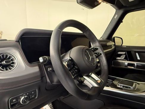Used 2025 Mercedes-Benz G 63 AMG 4MATIC image 14