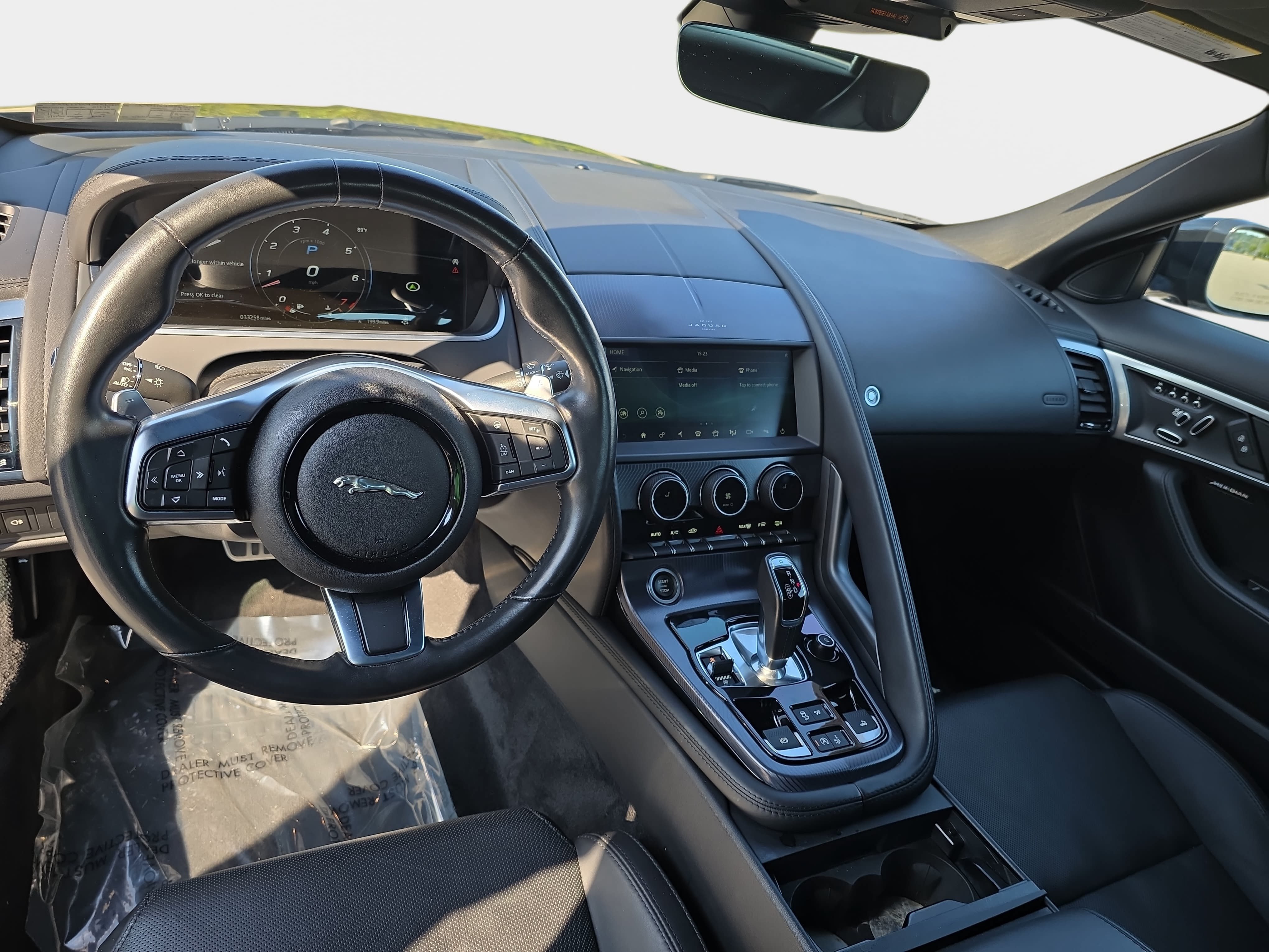 Used 2021 Jaguar F-TYPE R-Dynamic AWD/4WD image 9