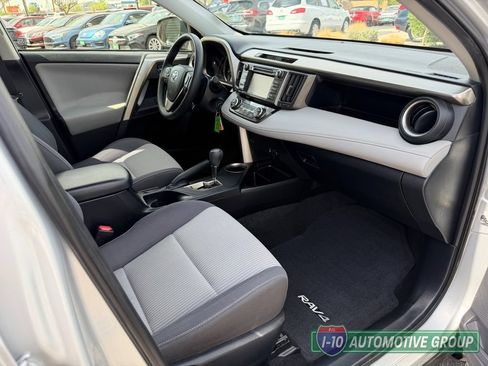 Used 2014 Toyota RAV4 XLE AWD/4WD image 30