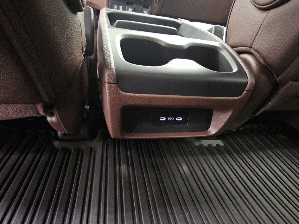 New 2027 Honda Odyssey Touring image 33