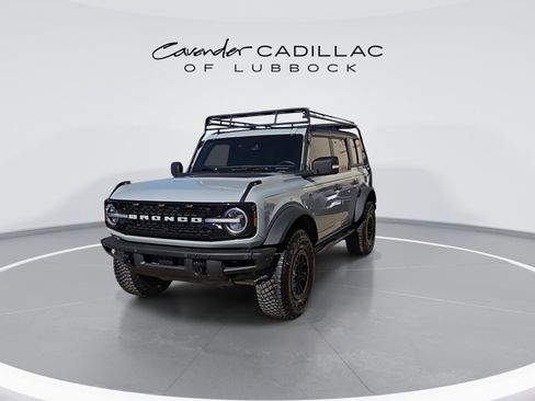 Used 2022 Ford Bronco Wildtrak image 4