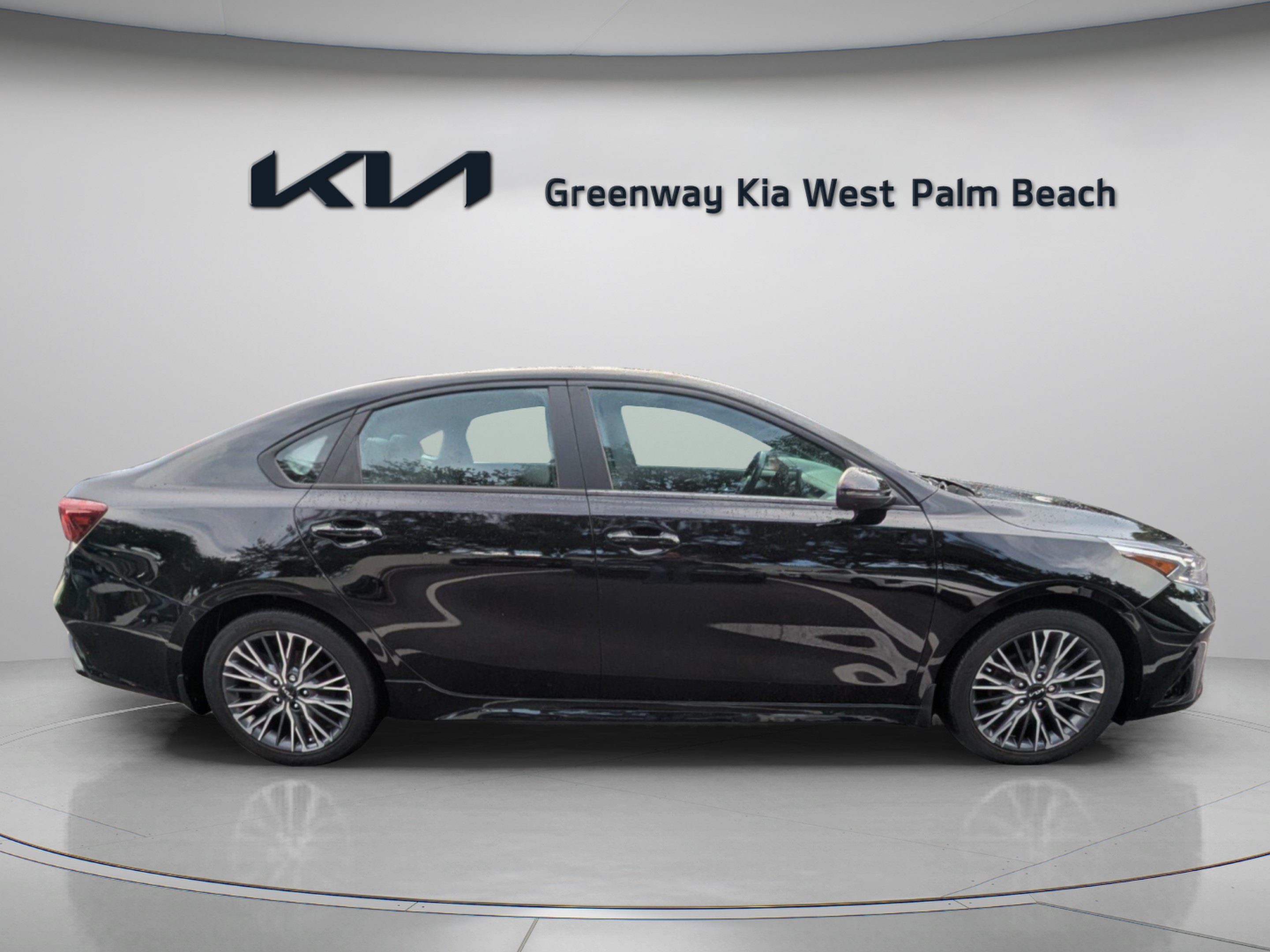 Certified 2023 Kia Forte GT-Line w/ GT-Line Technology Package FWD image 8