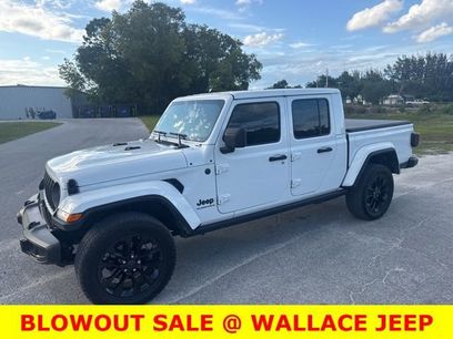 Used 2024 Jeep Gladiator Sport