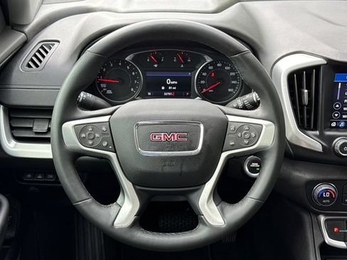 Used 2024 GMC Terrain SLT w/ Tech Package AWD/4WD image 15