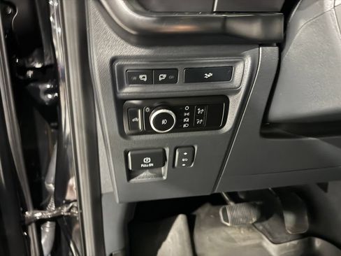 Used 2023 Ford F150 Lariat w/ Equipment Group 502A High AWD/4WD image 37