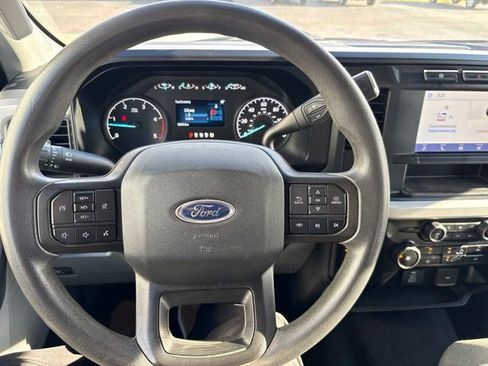 Used 2023 Ford F350 XLT AWD/4WD image 27