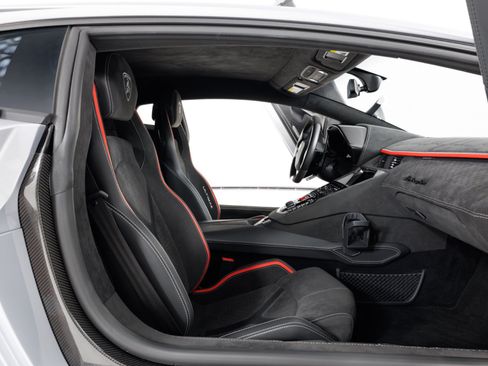 Used 2022 Lamborghini Aventador LP 780-4 Ultimae AWD/4WD image 39