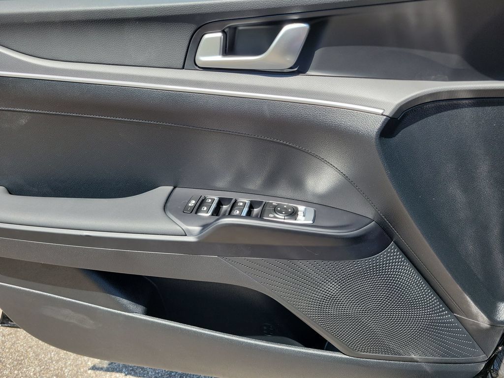 New 2026 Kia K5 LXS FWD image 27