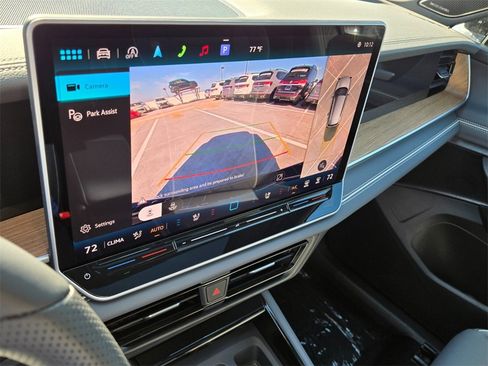 New 2026 Volkswagen Tiguan SEL R-Line image 10