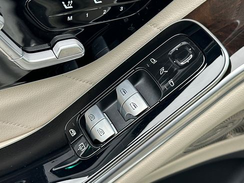 Certified 2022 Mercedes-Benz S 580 4MATIC Sedan image 13