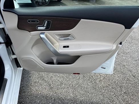 Used 2019 Mercedes-Benz A 220 4MATIC image 14