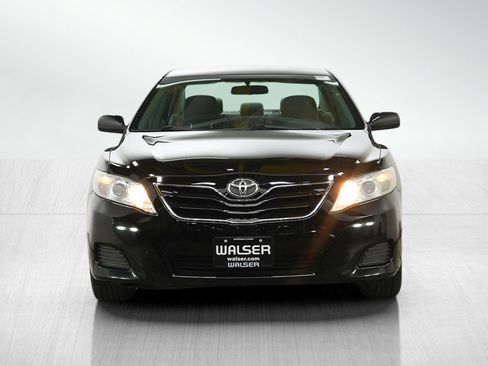 Used 2011 Toyota Camry LE w/ LE Extra-Value Pkg image 8