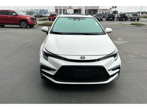 Used 2025 Toyota Corolla Hybrid Sedan FWD image 3