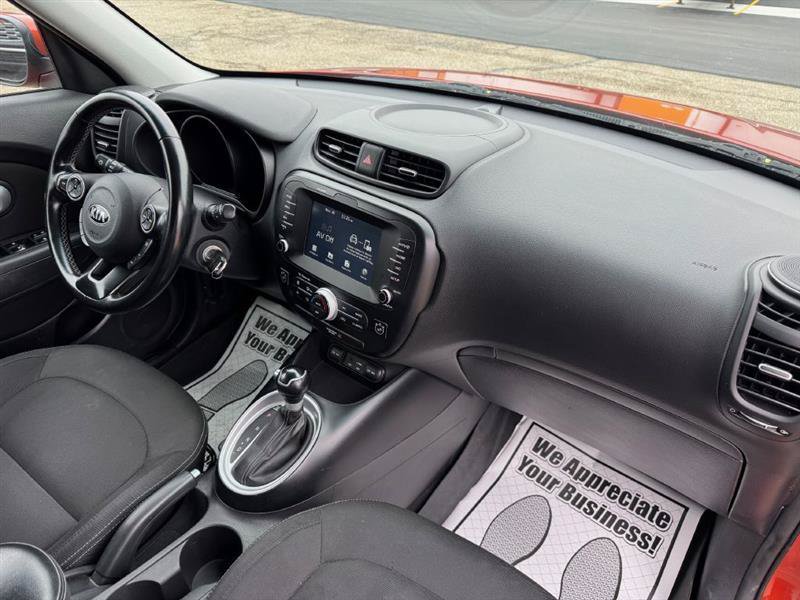 Used 2019 Kia Soul + FWD image 23