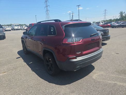 Used 2019 Jeep Cherokee Latitude Plus AWD/4WD image 4