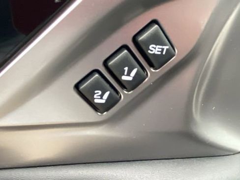 Used 2020 Subaru Outback Limited AWD/4WD image 18