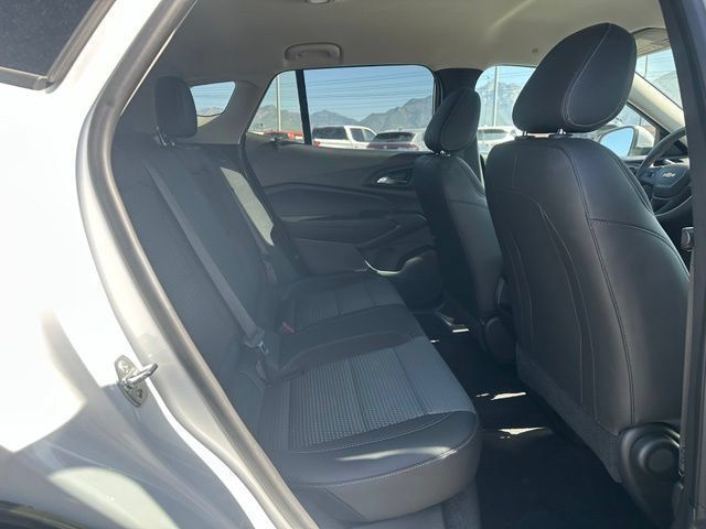 Certified 2026 Chevrolet Trax LT FWD image 28