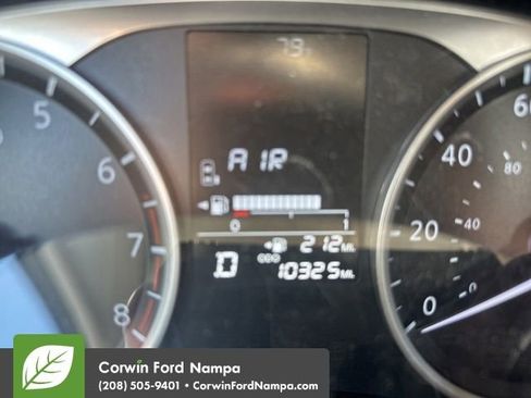 Used 2023 Nissan Kicks S FWD image 13