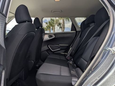 Certified 2025 Kia Soul LX w/ LX Technology Package FWD image 15