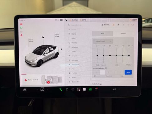 Used 2021 Tesla Model Y Long Range AWD/4WD image 13