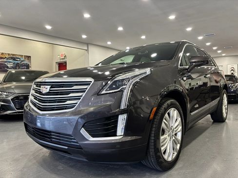 Used 2018 Cadillac XT5 Premium Luxury FWD image 3